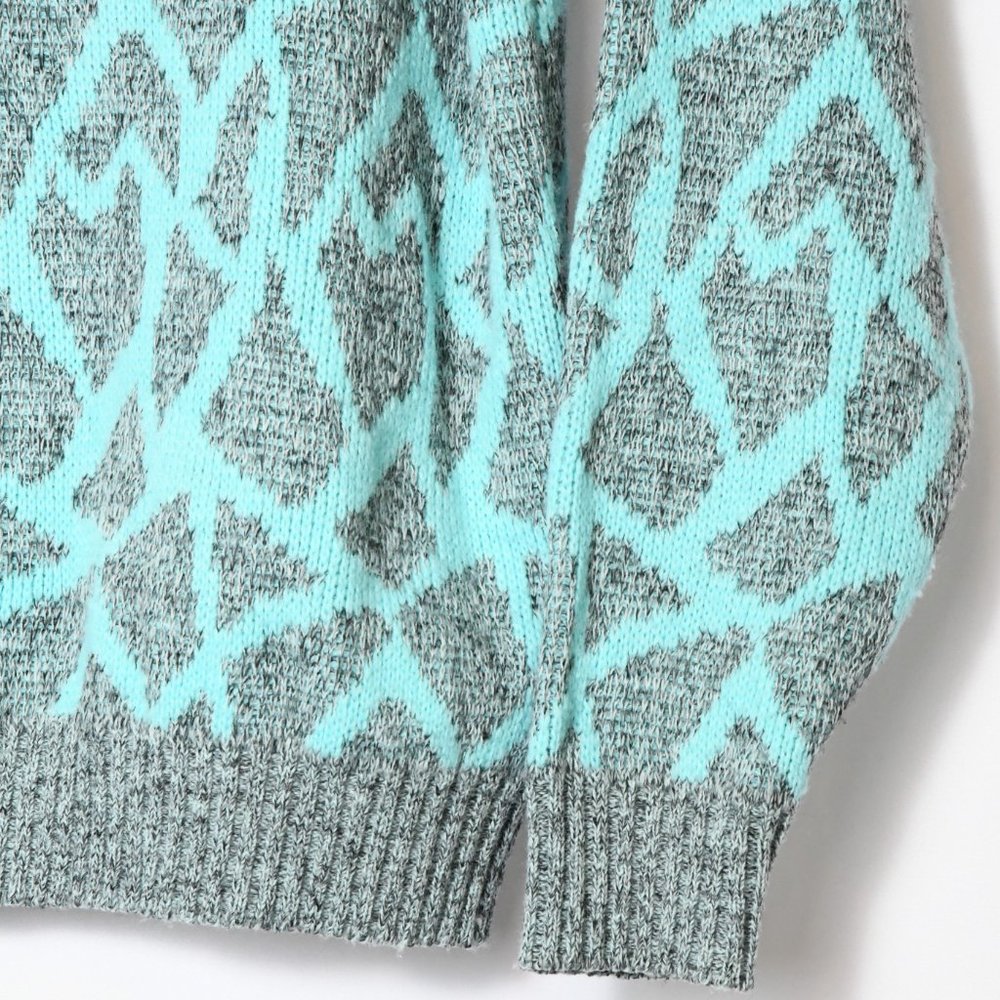 Geometric Turquoise Pullover - Picture 3 of 4
